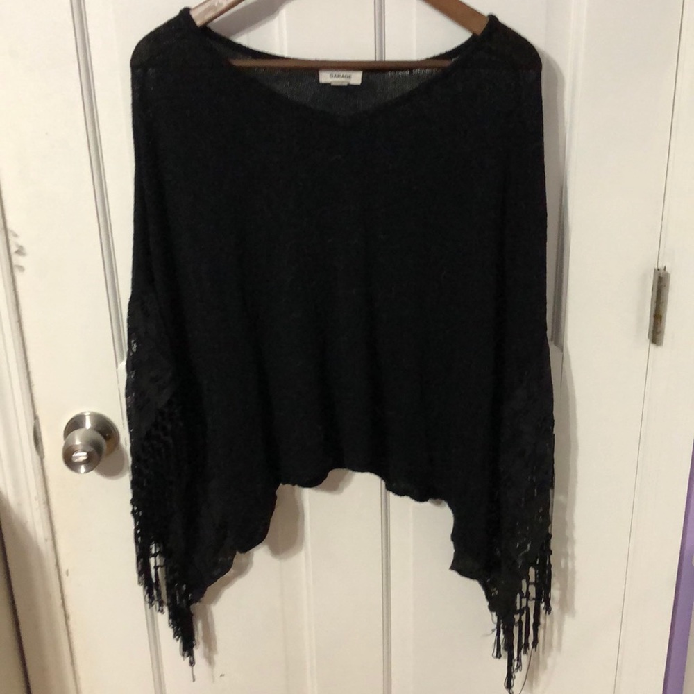 Garage Knit/Lace Poncho M-L